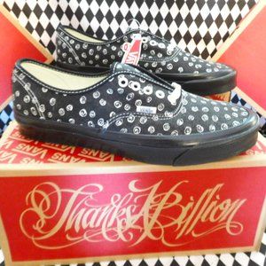 Vans Vault Authentic Black/White Roses